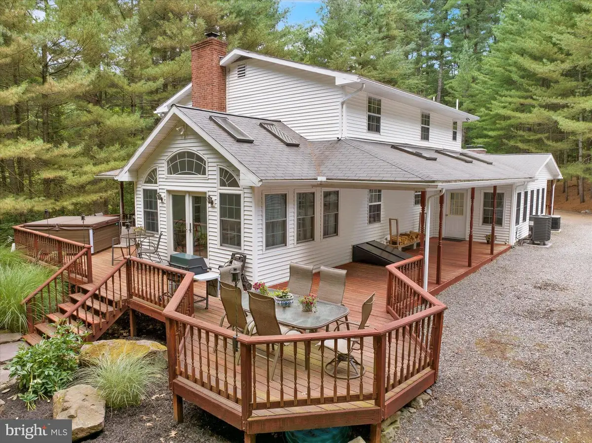 852 Hunters Rd, Mohnton, PA 19540 - #1