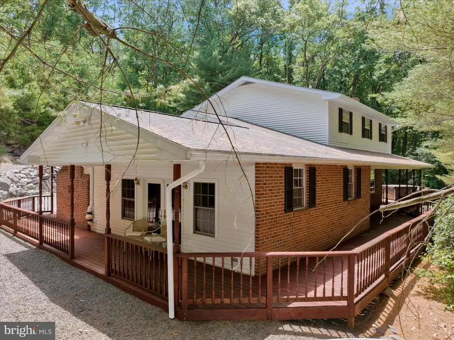 852 Hunters Rd, Mohnton, PA 19540 - #2