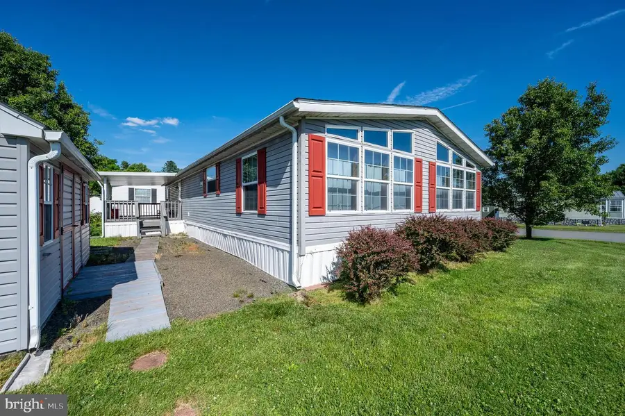 500 Caravelle Ln, Reading, PA 19606 - #3
