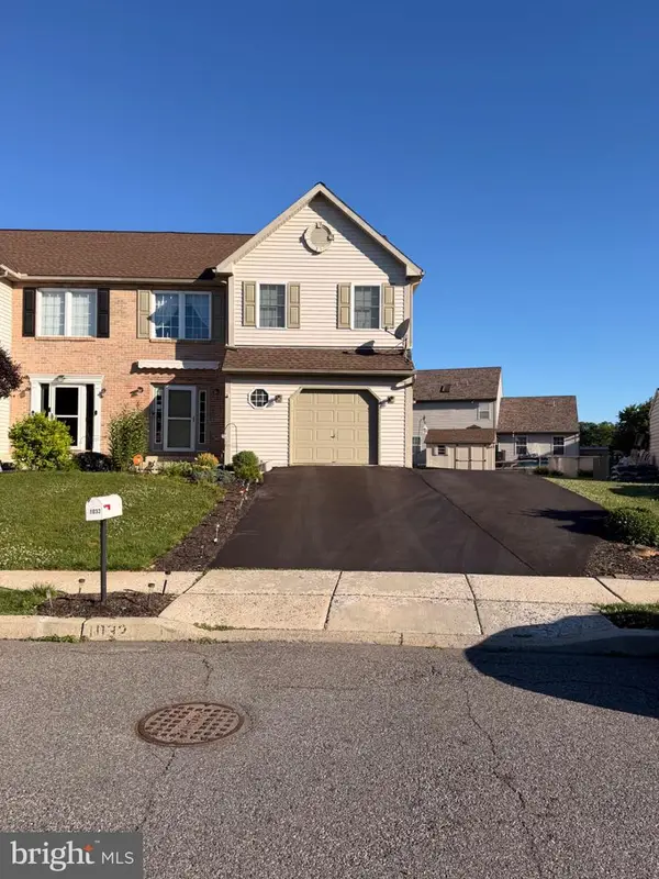 1032 Ithica, READING, PA 19605