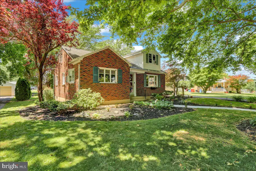 4308 5th Ave, Temple, PA 19560 - #2