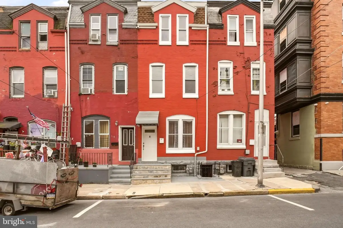 616 Elm St, Reading, PA 19601 - #1