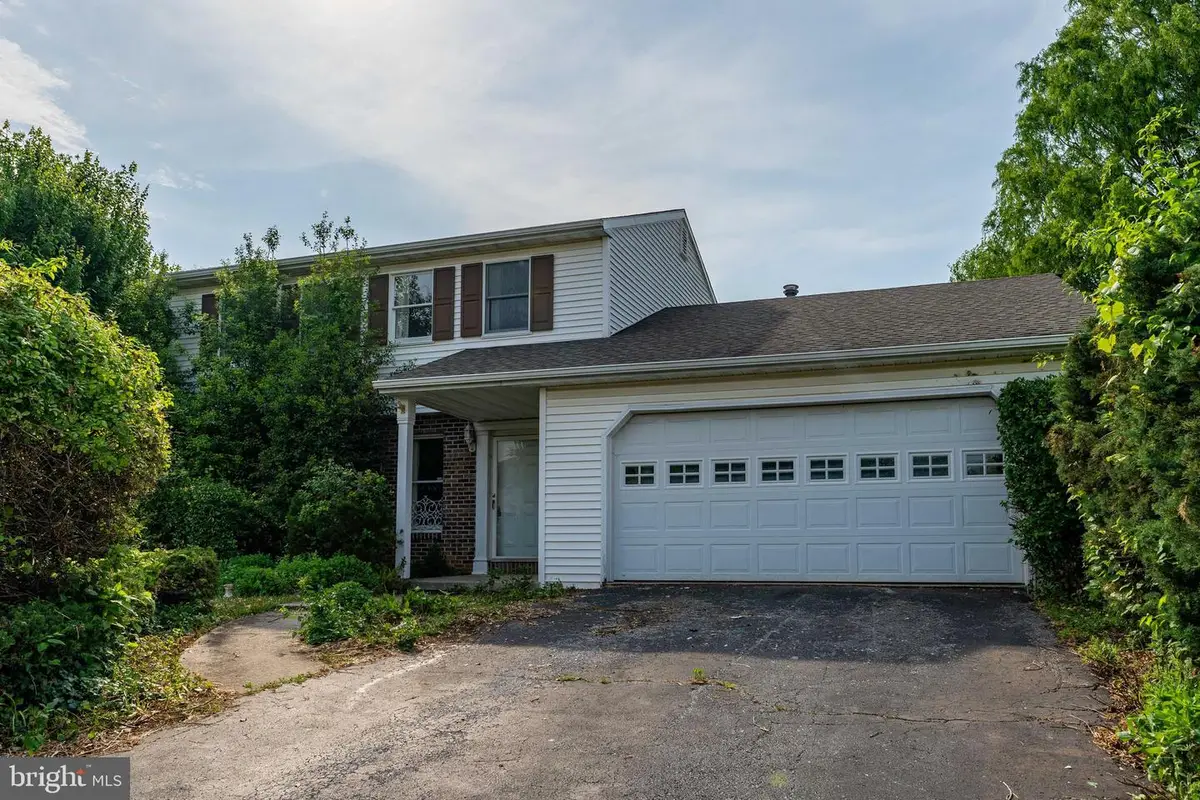 1524 Colony Dr, Reading, PA 19610 - #1