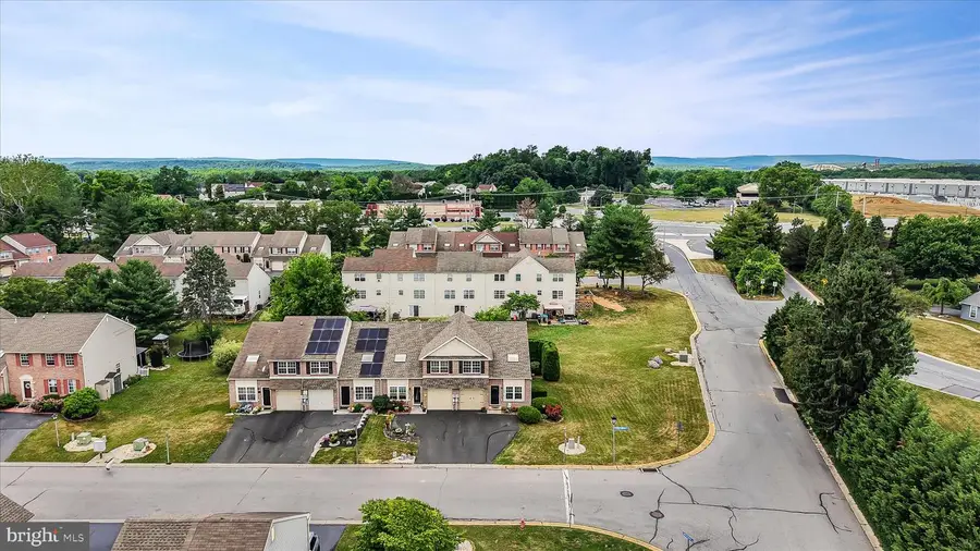 607 Independence Ct, Blandon, PA 19510 - #3