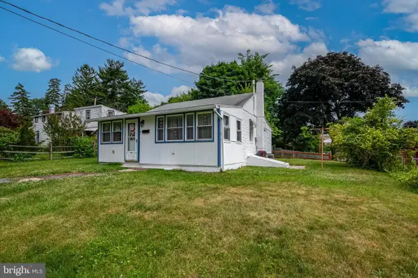 1904 Elizabeth Ave, READING, PA 19605