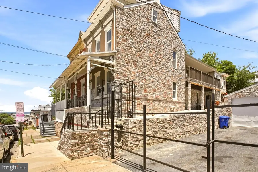 329 Lombard St, Reading, PA 19604 - #2