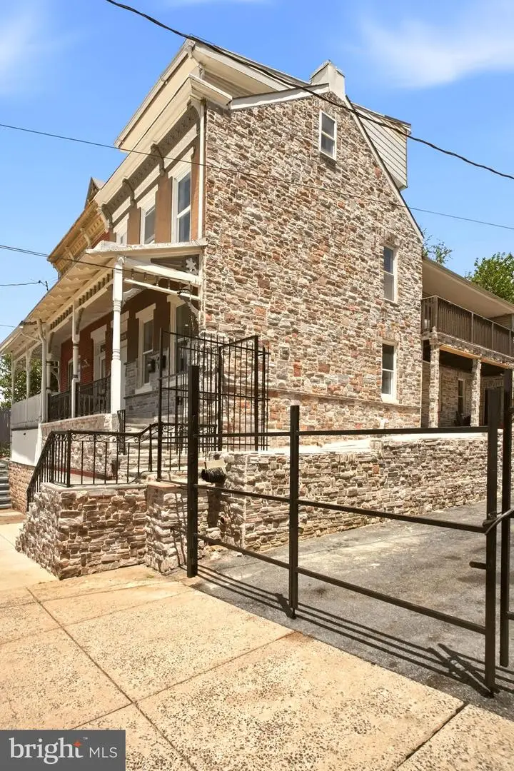 329 Lombard St, Reading, PA 19604 - #3