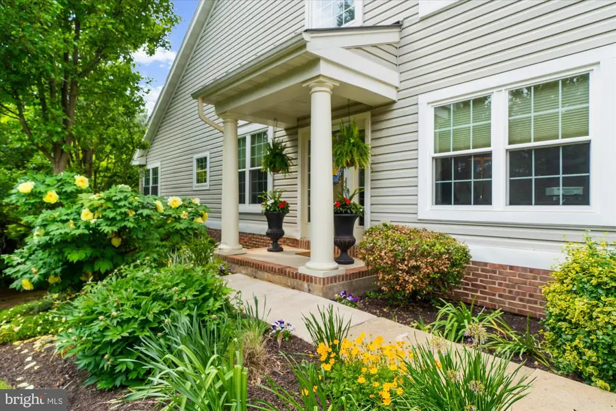 313 Oak Hill Ln, Wyomissing, PA 19610 - #2