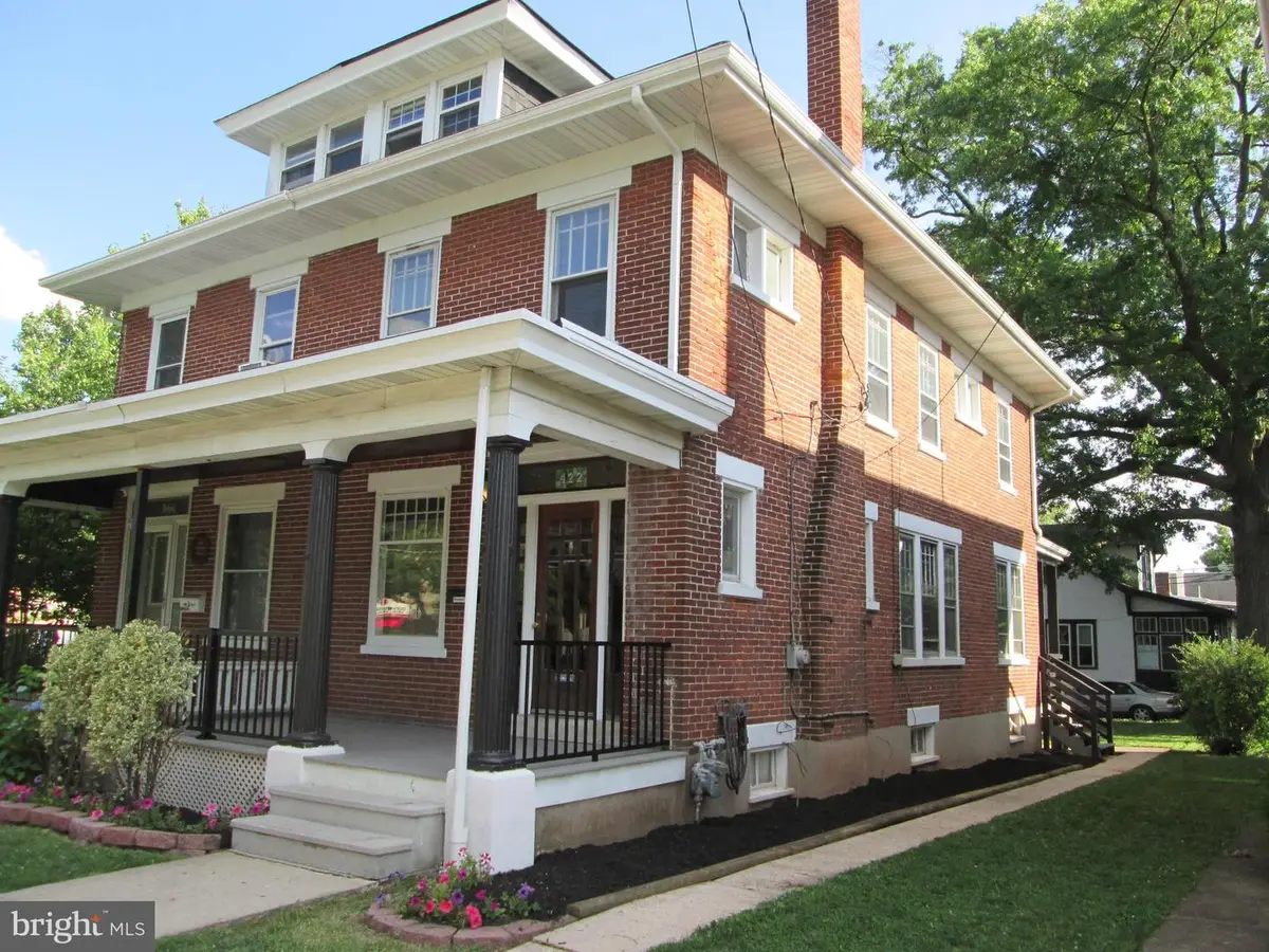 422 E 4th St, Boyertown, PA 19512 - #1