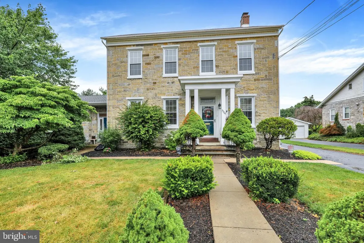 3304 Kutztown Rd, Reading, PA 19605 - #1