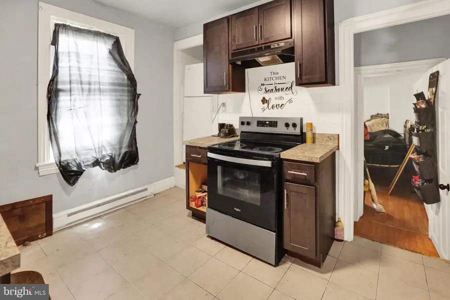 534 N 9th St, Reading, PA 19604 - #3