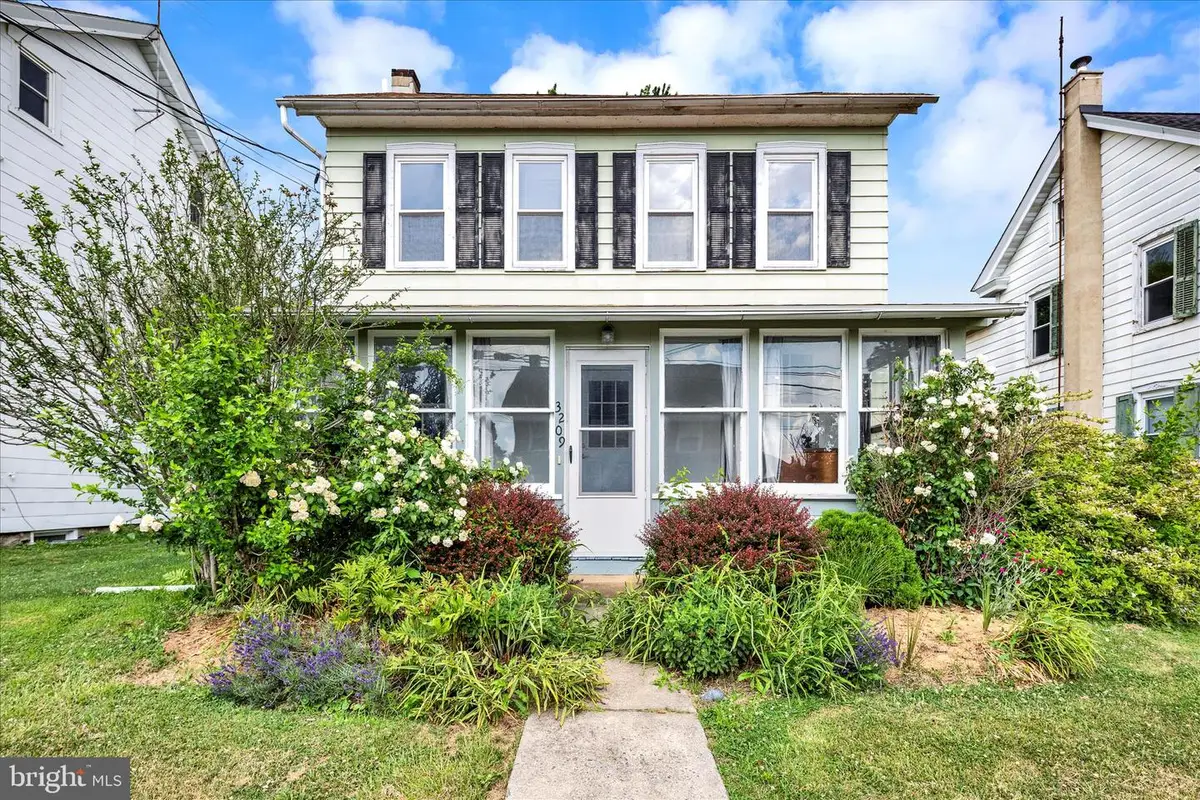 3209 Main St, Morgantown, PA 19543 - #1