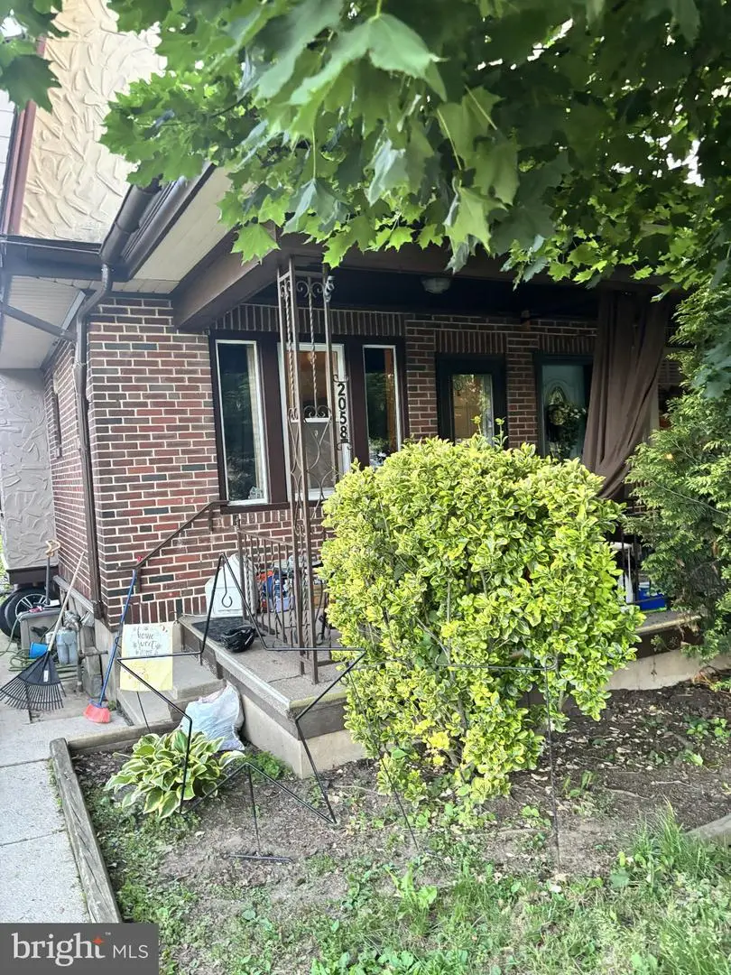 2058 Cleveland Ave, Reading, PA 19609 - #1
