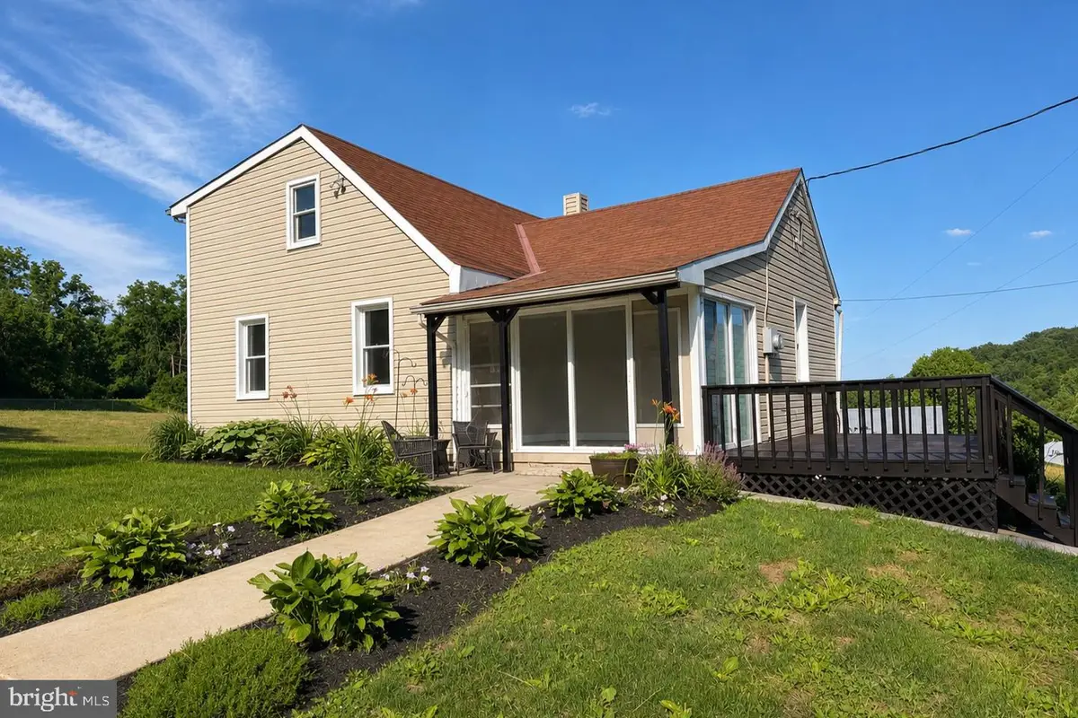 140 Limekiln Rd, Reading, PA 19606 - #1