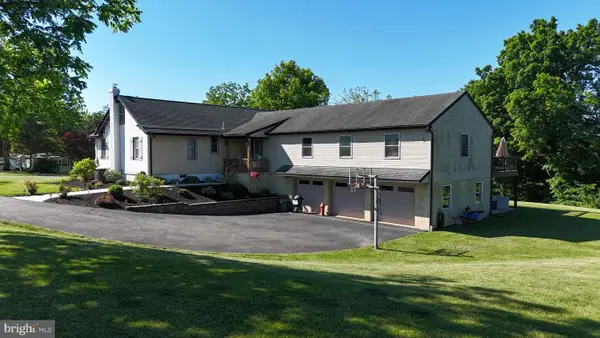 44 Worman Rd, DOUGLASSVILLE, PA 19518