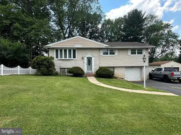 3020 Elm Rd, READING, PA 19605