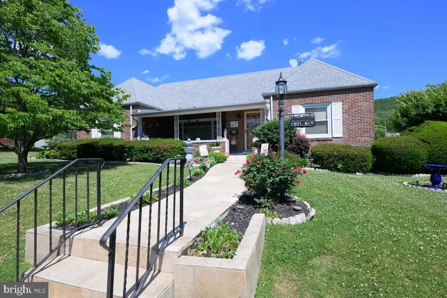 1901 N 15th St, Reading, PA 19604 - #3
