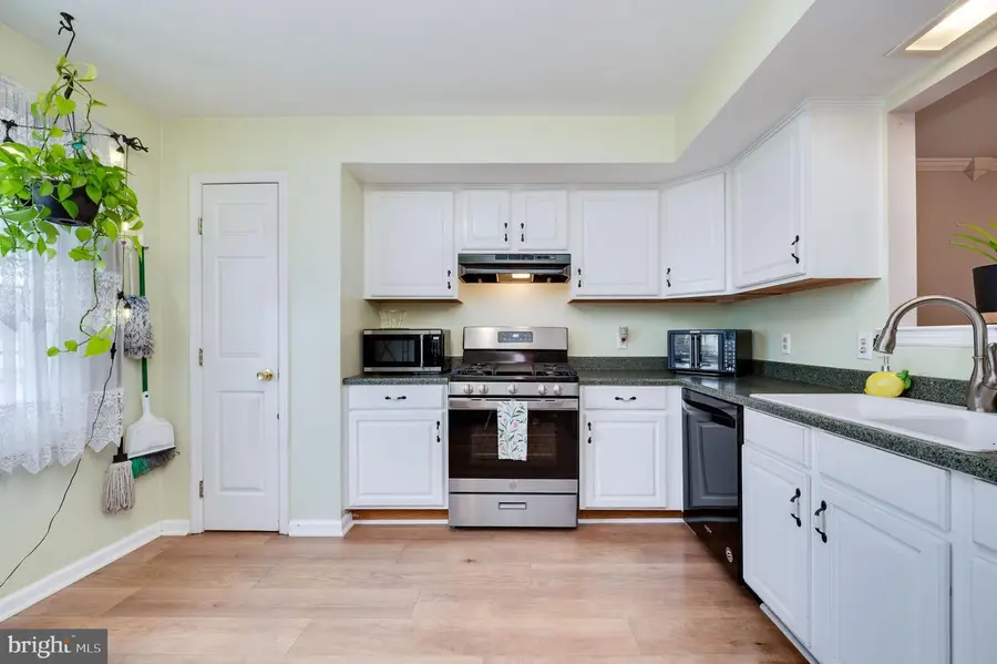 3915 Penns Dr, Reading, PA 19606 - #3