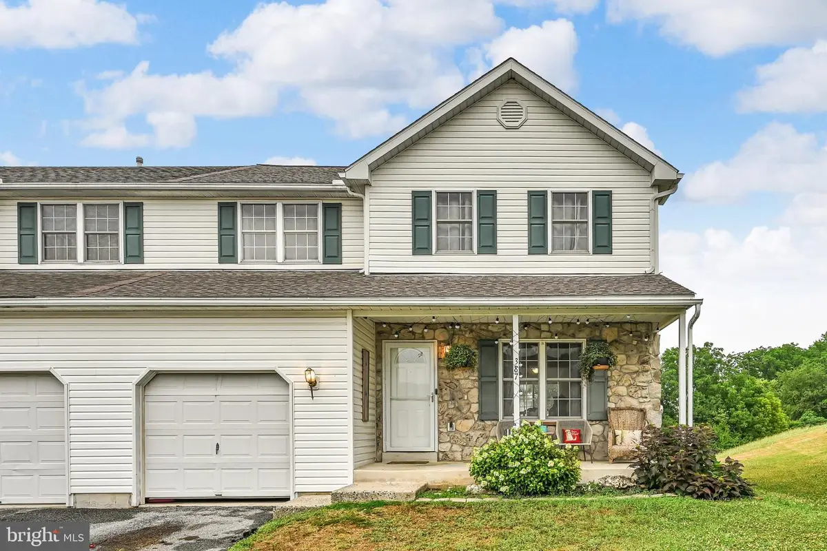 387 Oneida Dr, Reading, PA 19608 - #1
