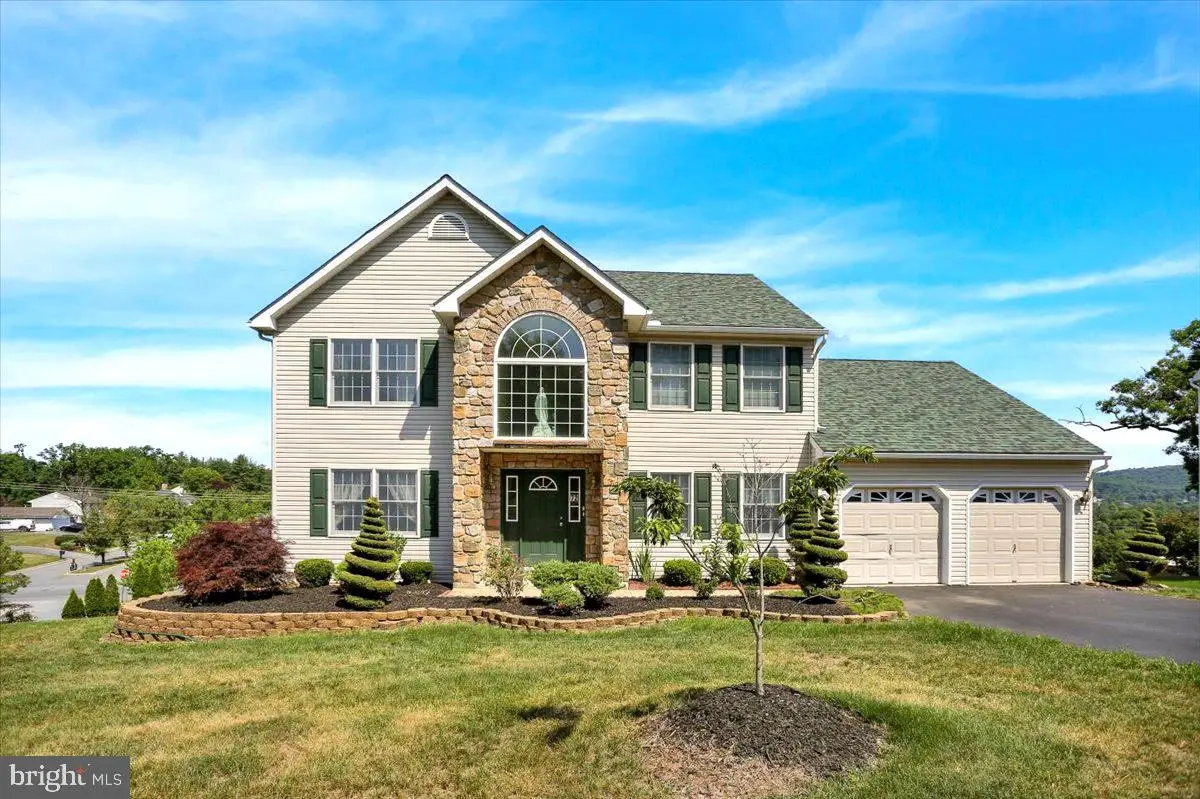 72 Sawgrass Dr, Reading, PA 19606 - #1