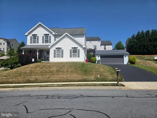 223 Longview Dr, READING, PA 19608
