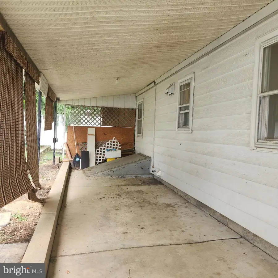 3231 Earl St, Reading, PA 19605 - #3