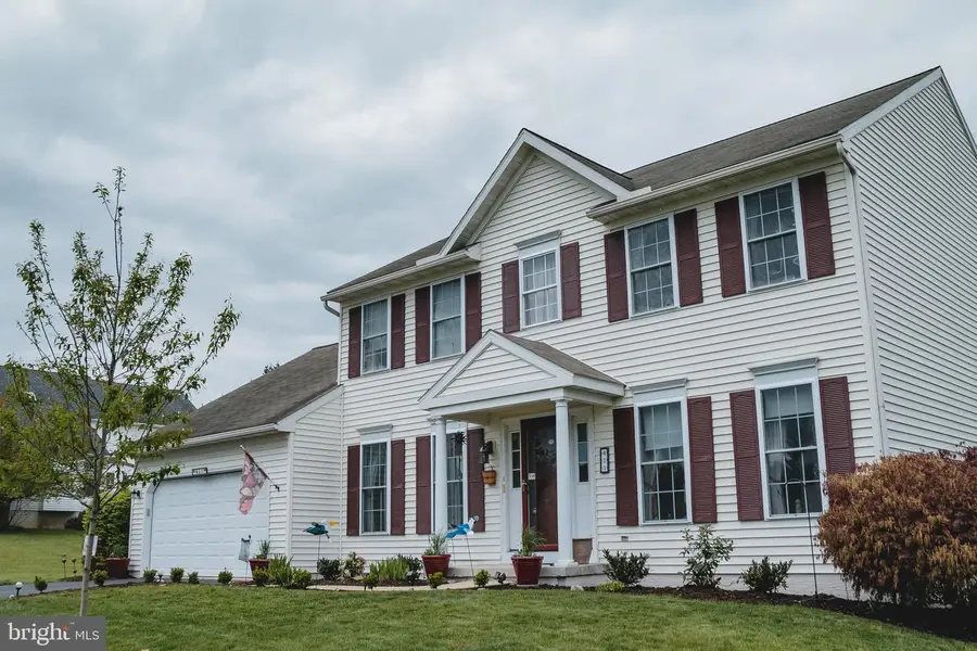 411 Wingspread Ct, Reading, PA 19606 - #2