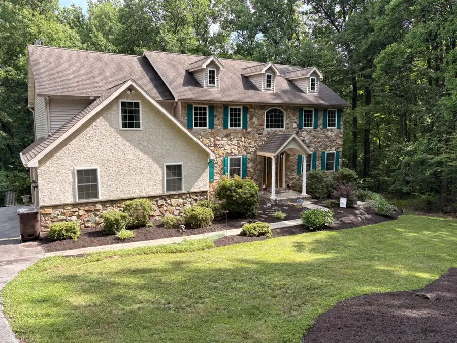 52 Hess Rd, Boyertown, PA 19512 - #2