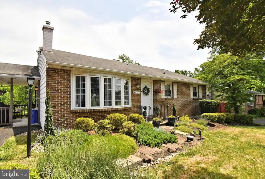614 Englesville Rd, Boyertown, PA 19512 - #2