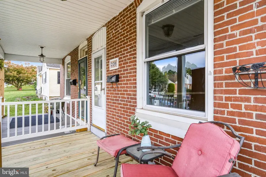 228 S Spruce St, Birdsboro, PA 19508 - #2