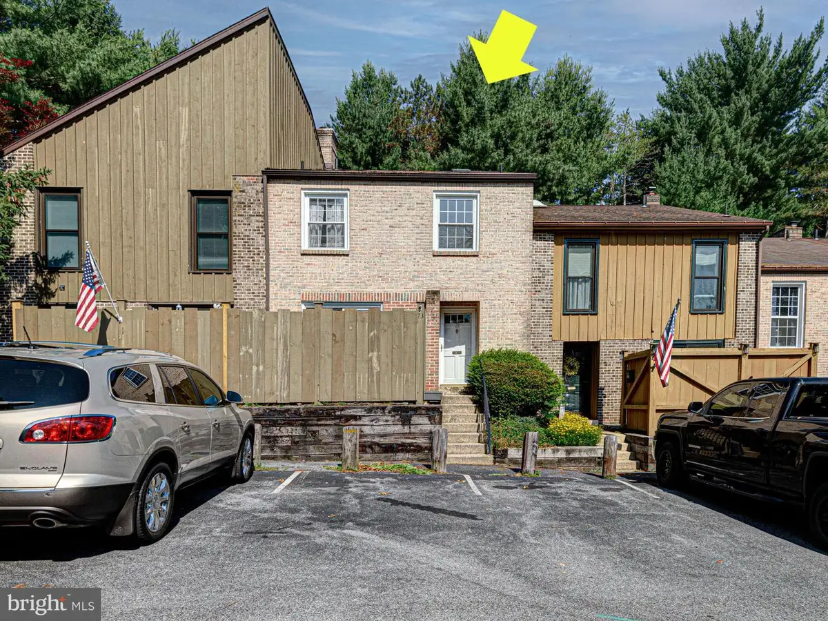73 Wedge Ln, Reading, PA 19607 - #1
