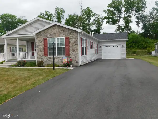 159 Eagles Watch S, BECHTELSVILLE, PA 19505
