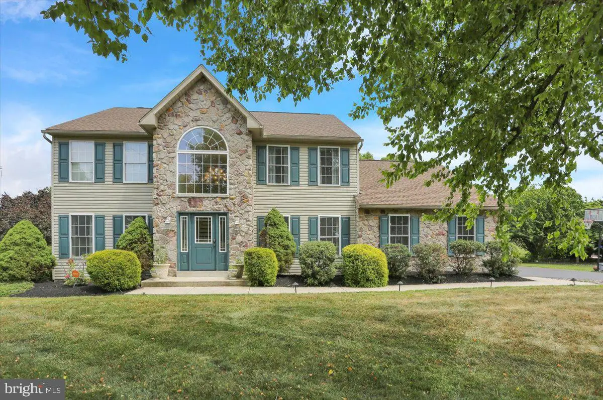 116 Indian Run Dr, Douglassville, PA 19518 - #1
