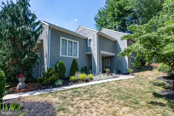 40 Gibraltar Rd, READING, PA 19606