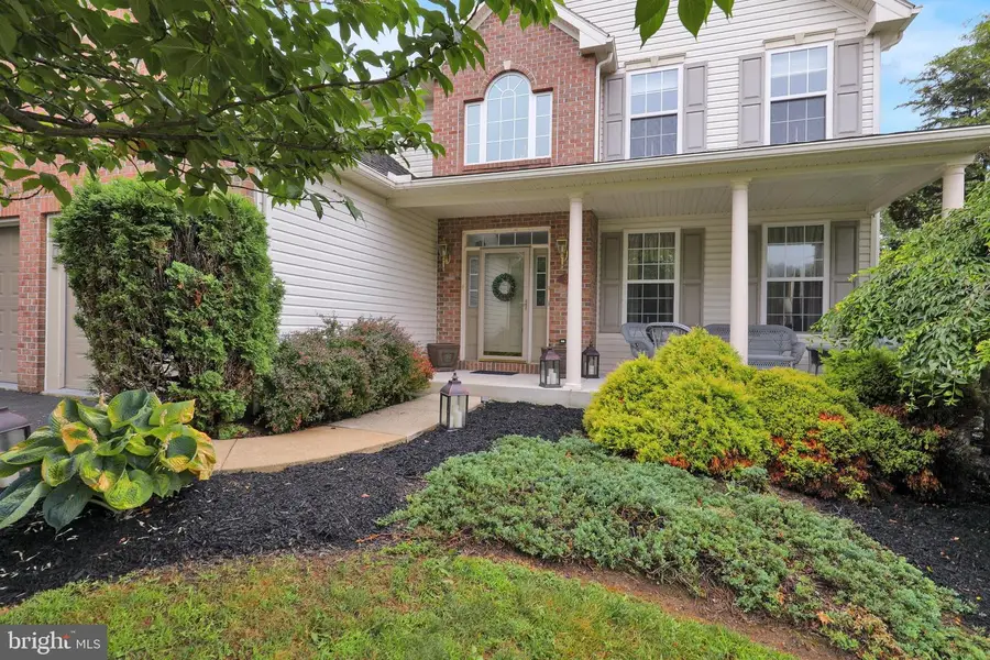 359 Mountain Blvd, Wernersville, PA 19565 - #2
