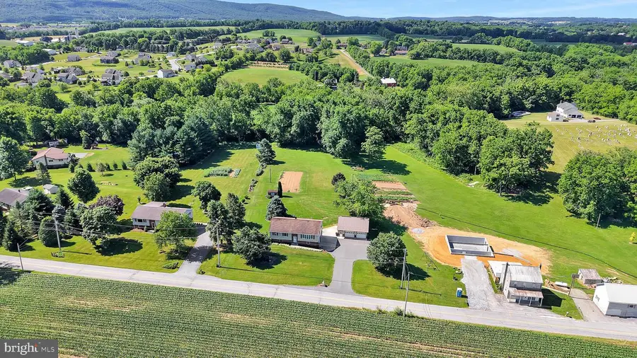 722 Canal Rd, Womelsdorf, PA 19567 - #3