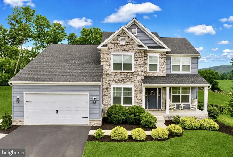 331 Chatsworth Ct, Reading, PA 19608 - #2