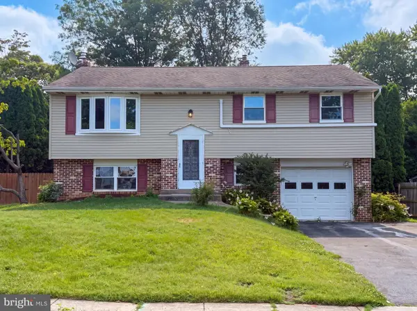 745 Pomander Ave, READING, PA 19606