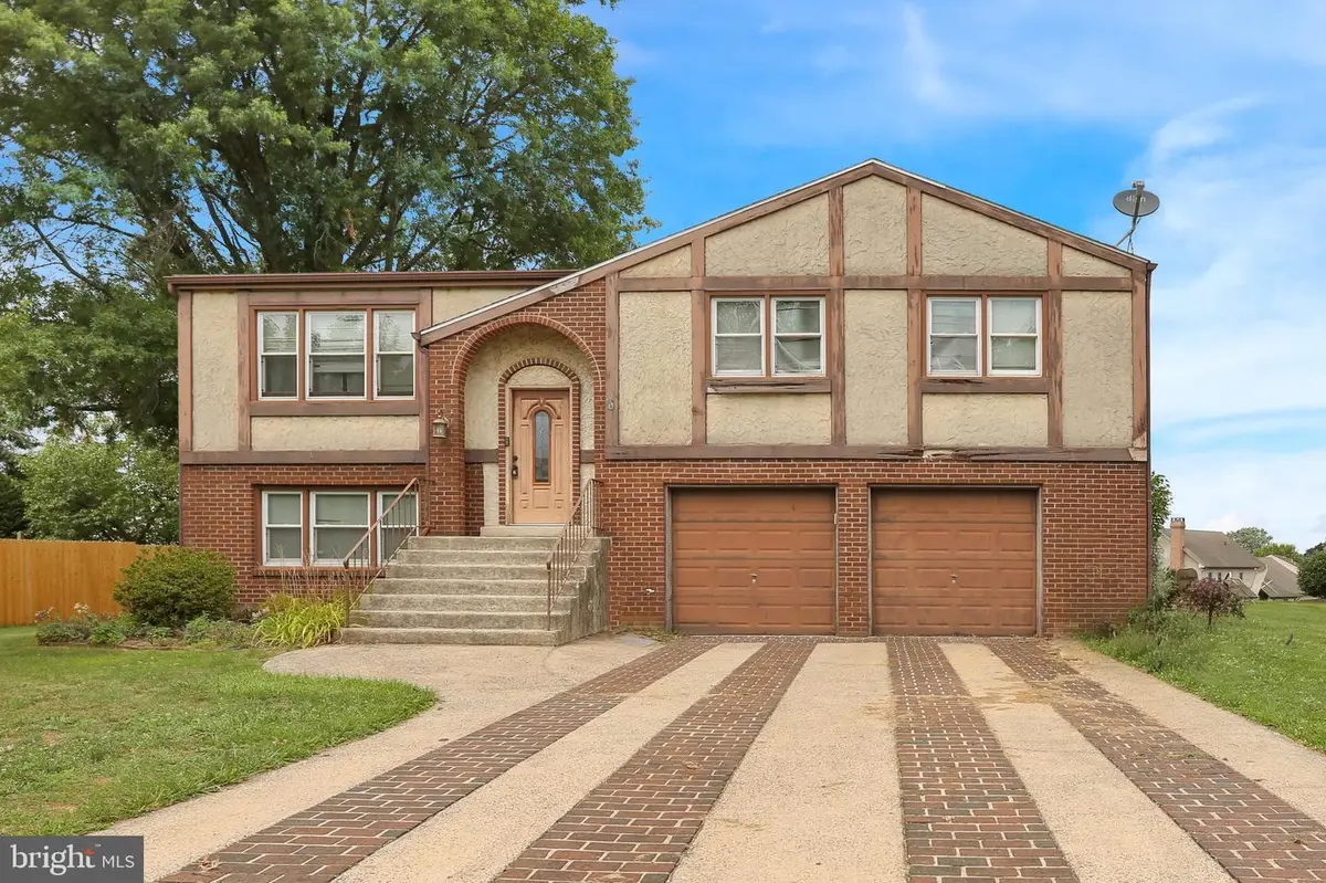 537 Marshall Ave, Topton, PA 19562 - #1