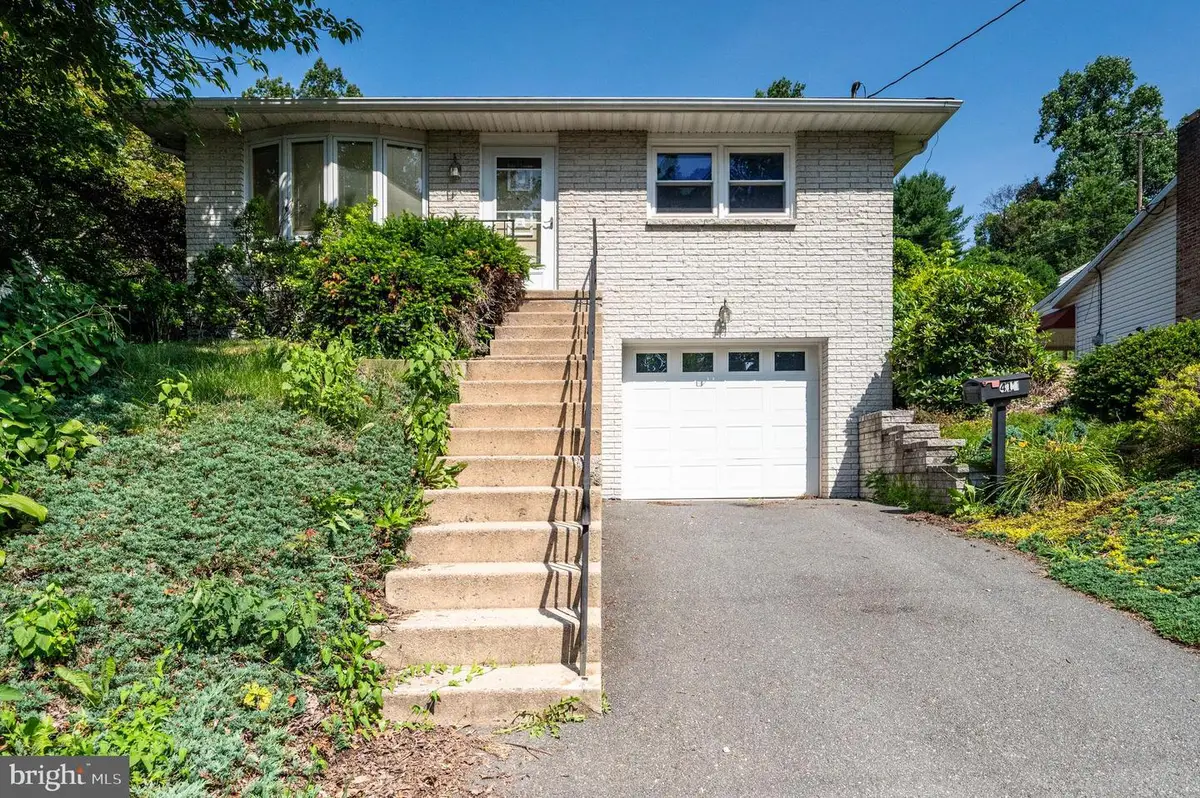 410 Friedensburg Rd, Reading, PA 19606 - #1
