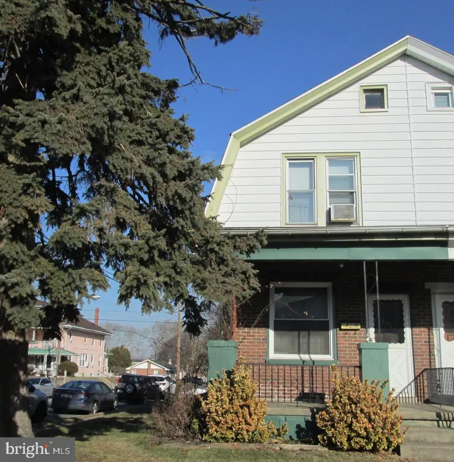 701 Alton Ave, Reading, PA 19605 - #2