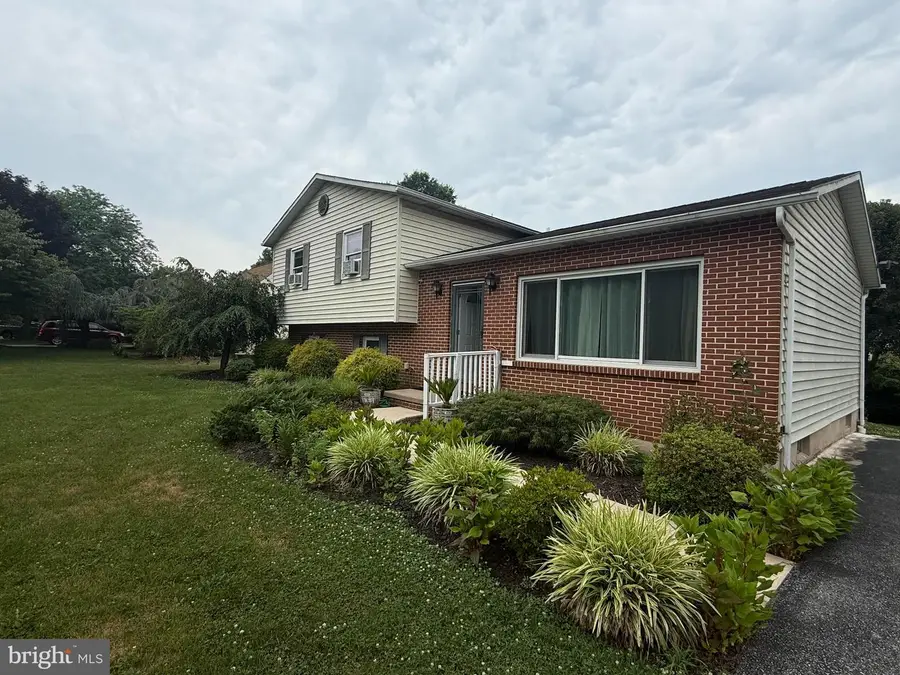 56 Wingert Rd, Wyomissing, PA 19610 - #3