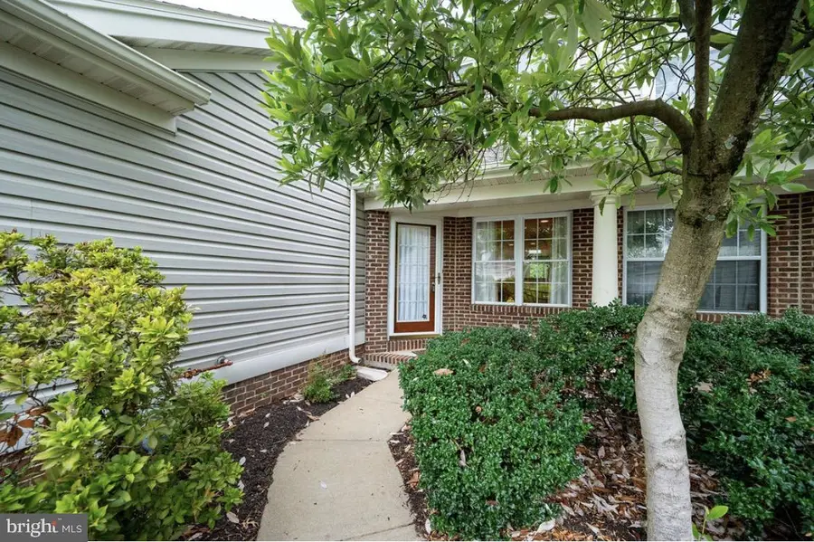 524 Oak Hill Ln, Wyomissing, PA 19610 - #2