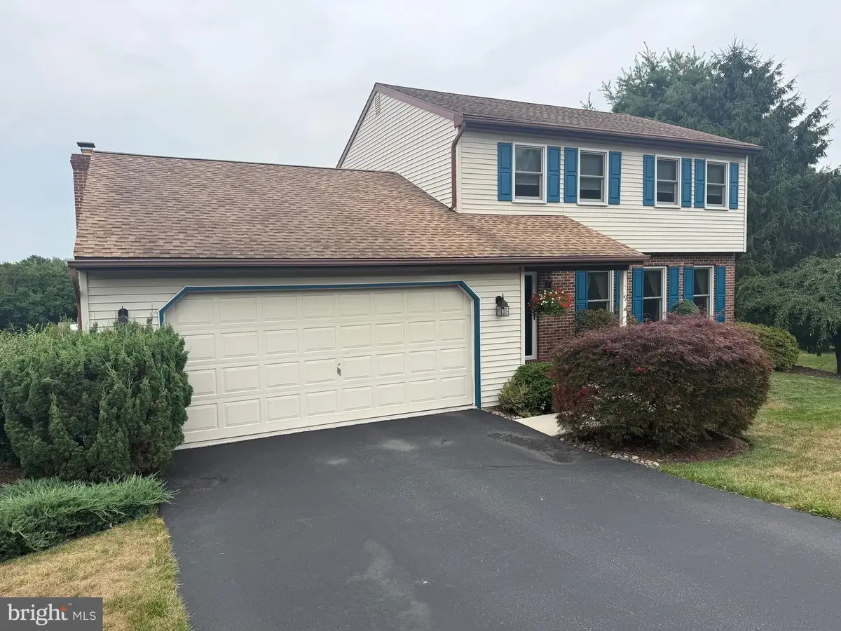 19 Sage Dr, Reading, PA 19608 - #1