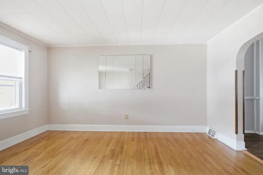 851 Delta Ave, Reading, PA 19605 - #3