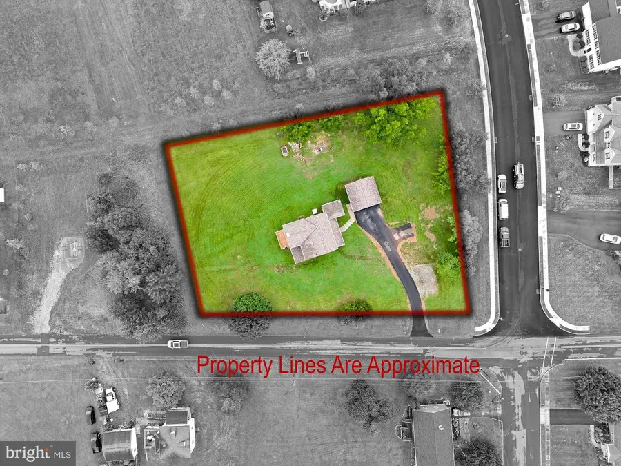 75 Black Matt Rd, Douglassville, PA 19518 - #3