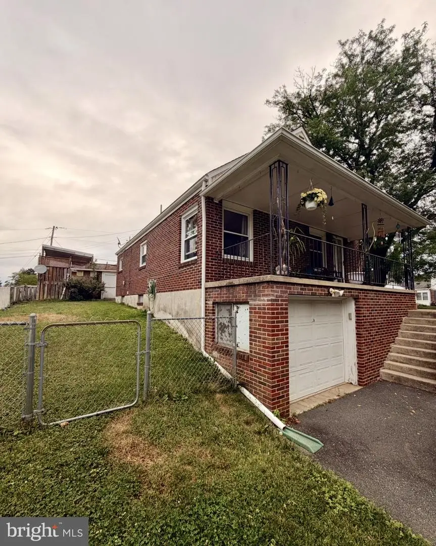 3801 Stoudts Ferry Bridge Rd, Reading, PA 19605 - #3
