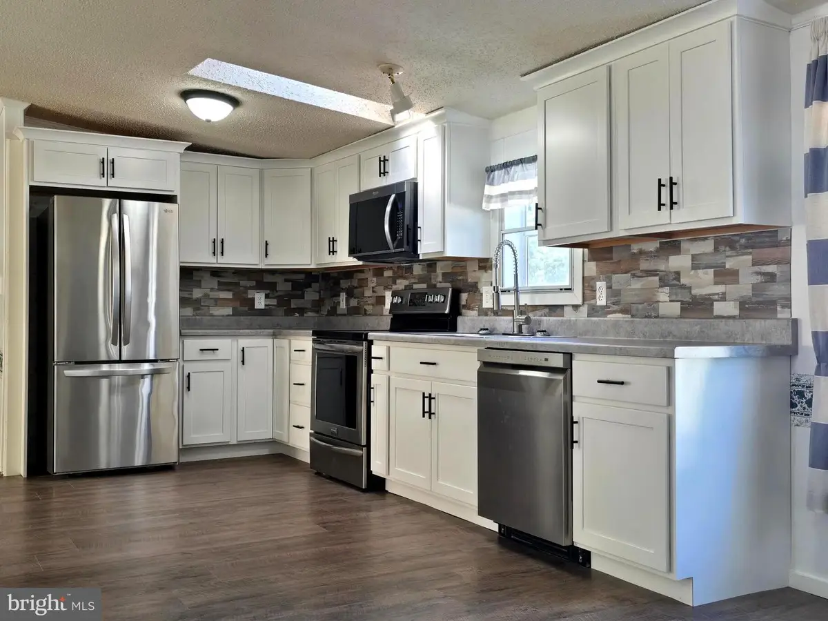 113 White Pine Ave, Hamburg, PA 19526 - #1