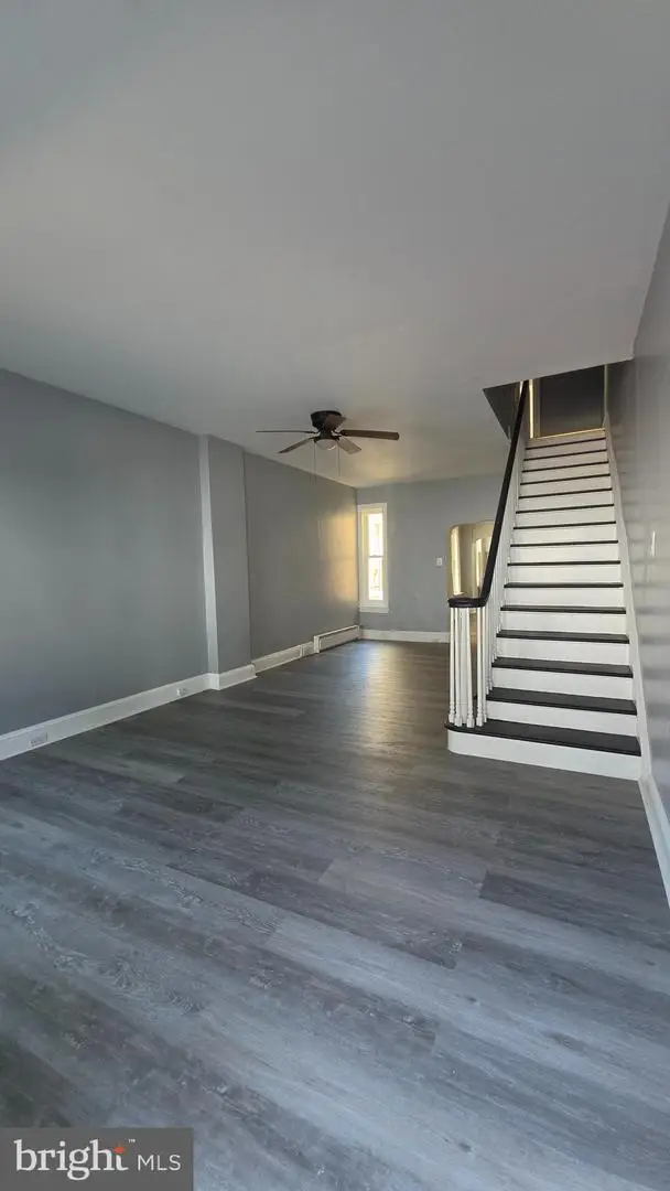 1242 Muhlenberg St, Reading, PA 19602 - #3