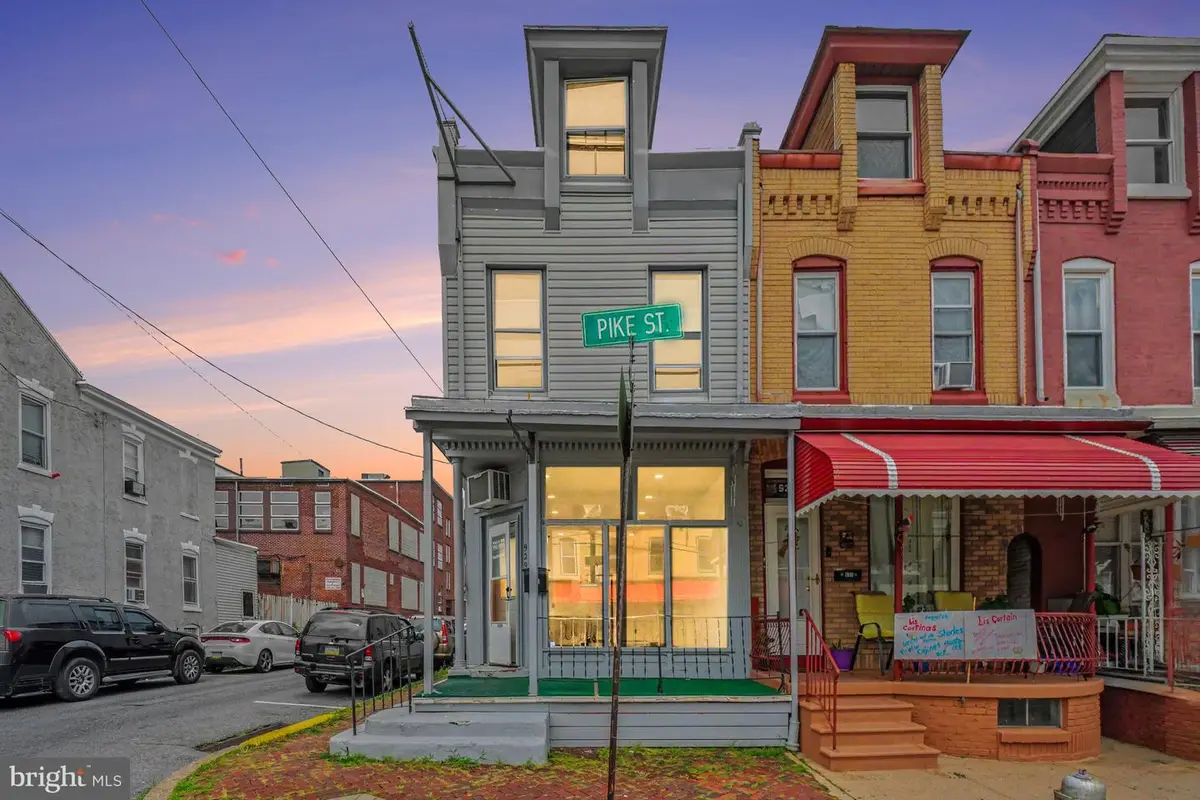 929 Pike St, Reading, PA 19604 - #1